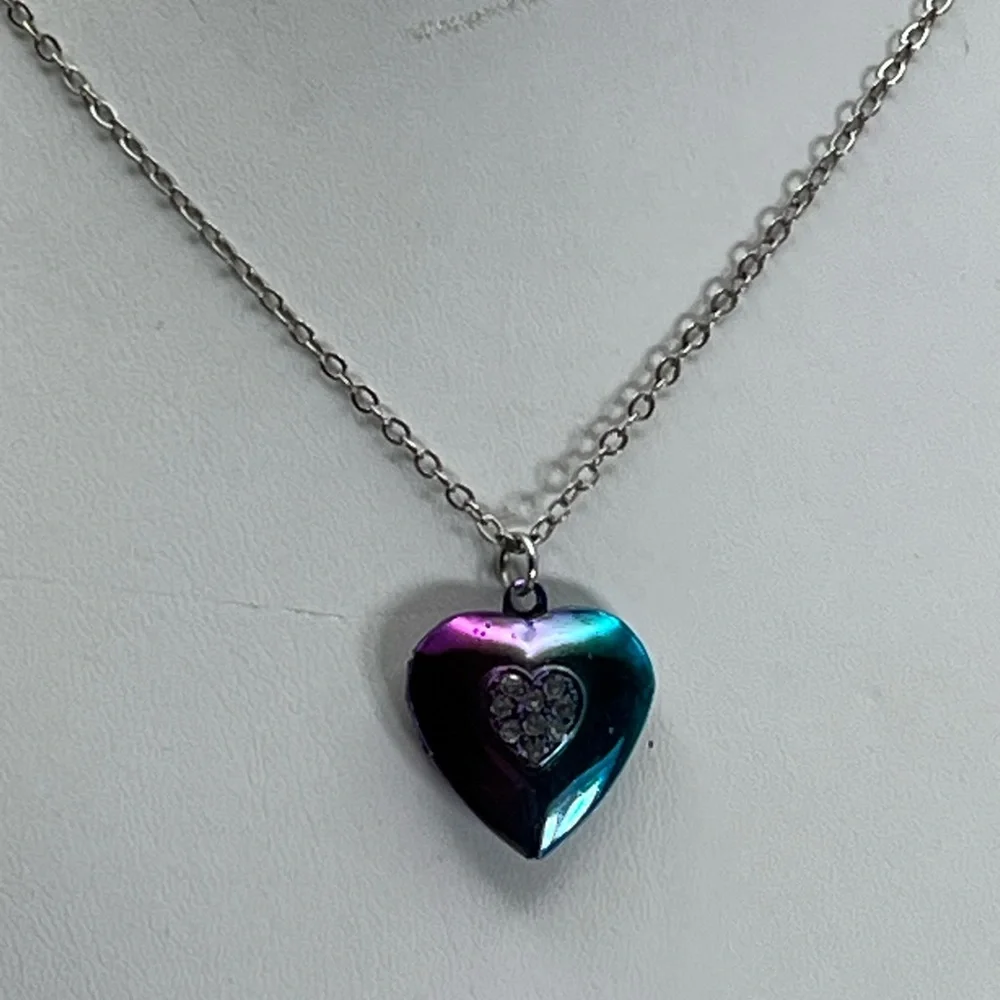 Iridescent Heart Pendant Necklace - Picture 1 of 3